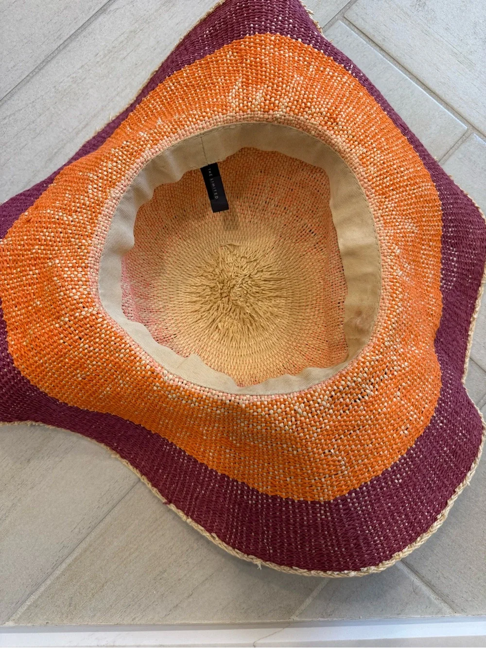 The limited beach hat